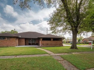 8102 Glenalta St, Houston, TX 77061