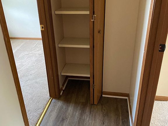 2nd image of 10 Ann Marie Dr
