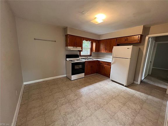 5th image of 3508 Fulton Ave