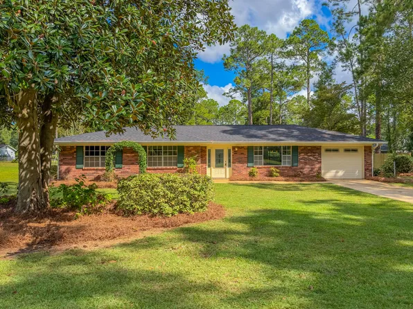 1405 Woodland Dr, Bainbridge, GA 39819