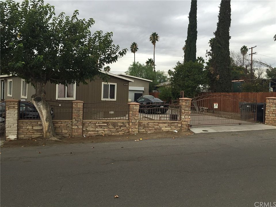 1st image of 22631 Strohm Dr