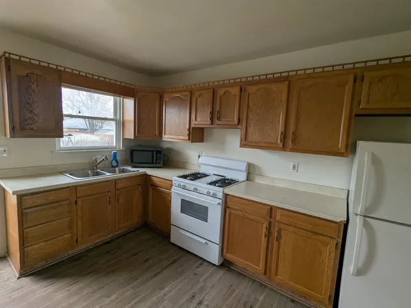 2317 Kosciuszko Ave, Bay City, MI 48708