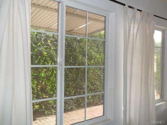 5th image of 22027 Valerio St
