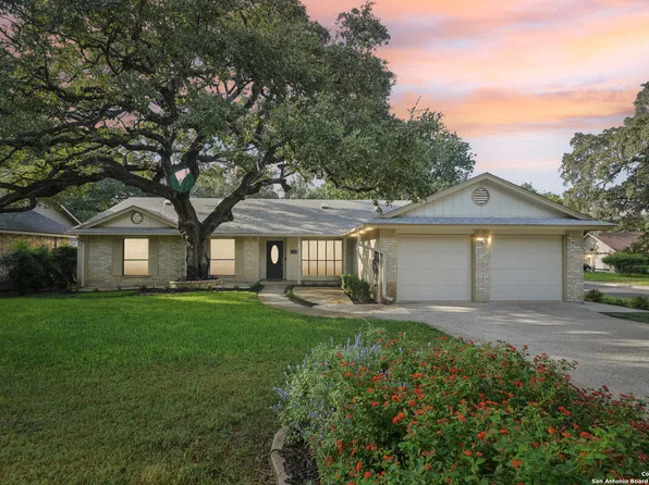 2702 Stone Edge, San Antonio, TX 78232