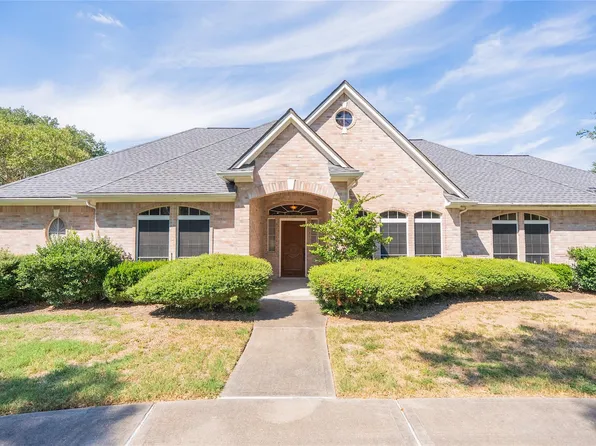 26910 Willow Ln, Katy, TX 77494