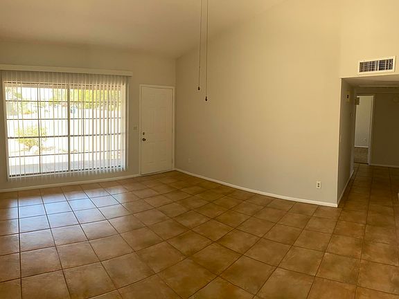 4th image of 18239 N 38th Dr