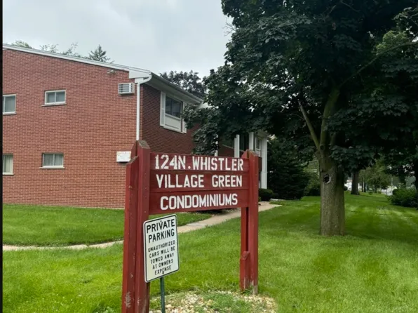 124 N Whistler Ave #C-4, Freeport, IL 61032