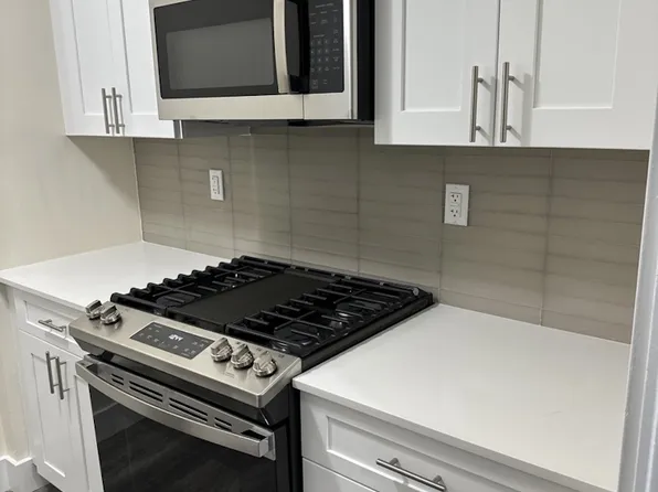 104-40 Queens Boulevard image 3 of 21