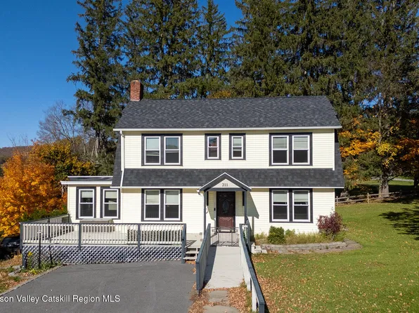 211 Cornell Avenue, Hobart, NY 13788