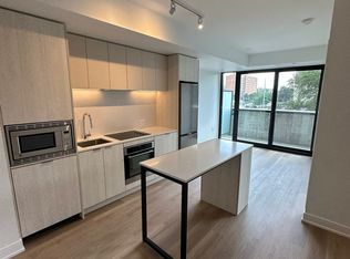 89 Dundas St W #213, Mississauga, ON L5B 1H7