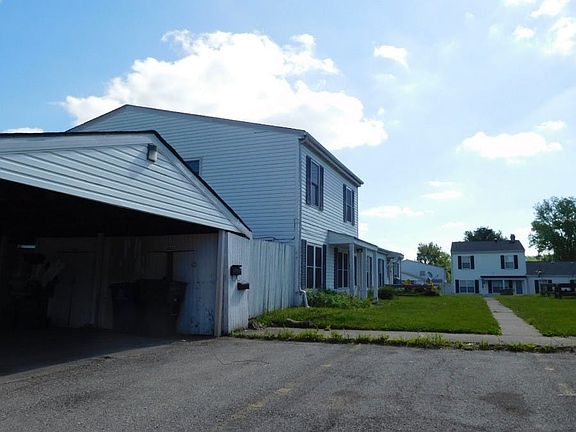 3rd image of 2442 Winding Hills Ct