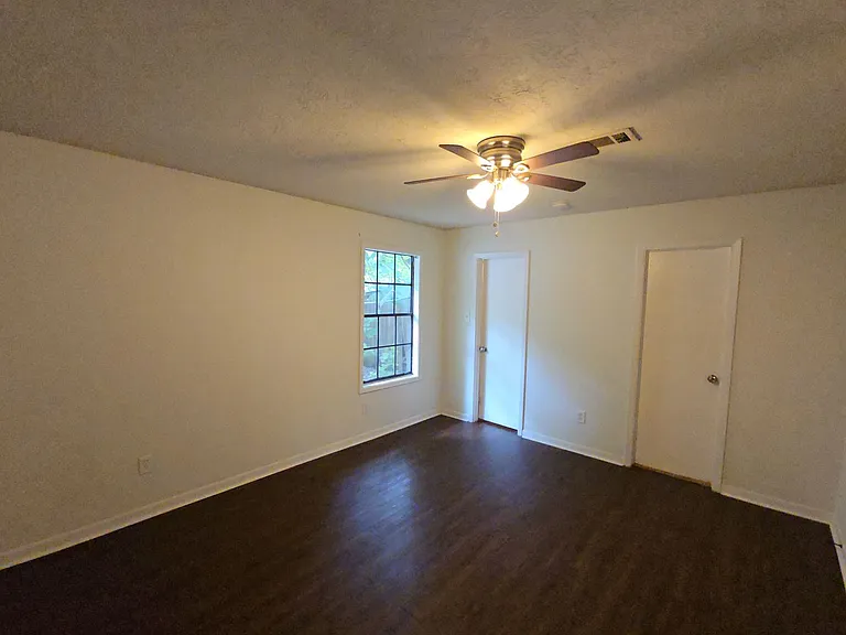 629 W Ridge Dr — Photo 13