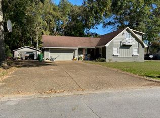 504 Oak Hill Ave, Sheffield, AL 35660