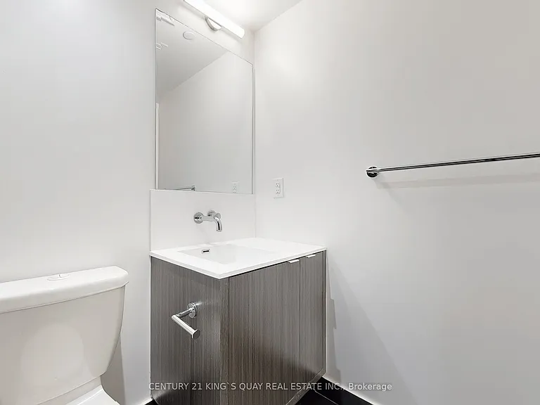 88 Harbour St #4204 — Photo 21