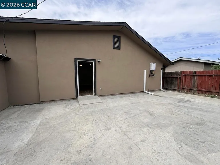 3232 Sanguinetti Ln #A — Photo 11