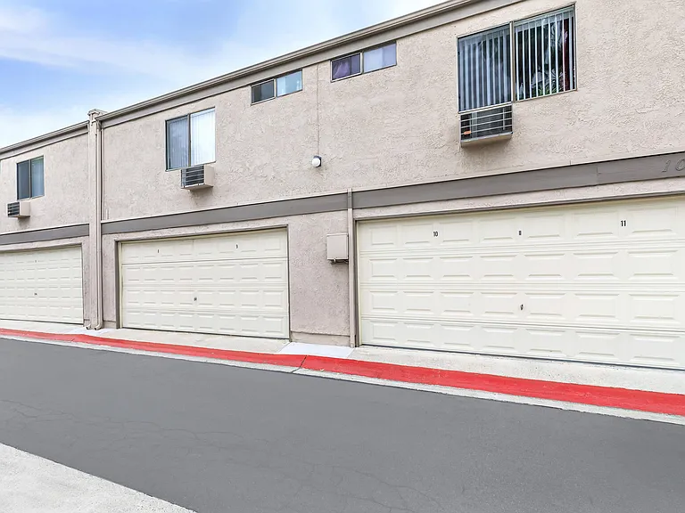 The Terrace Apartments — Photo 7