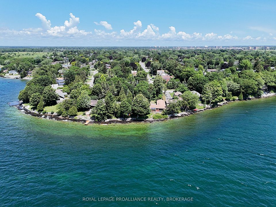 1st image of 19 Lakeland Point Dr