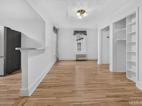 4th image of 227 Genesee St