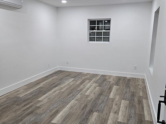 2nd image of 1210 43rd St #3