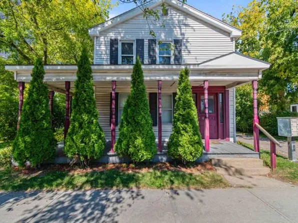 38 Sherman St - Lakefront Living, Right in the Heart of Burlington