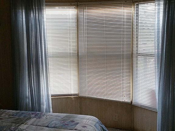 5th image of 50 Lakeview Dr