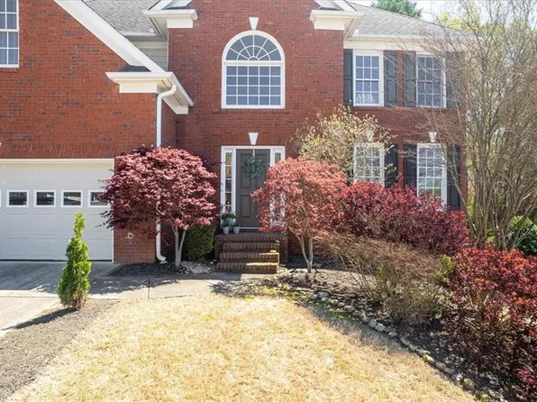 2219 Saint Kennedy Ln, Buford, GA 30518