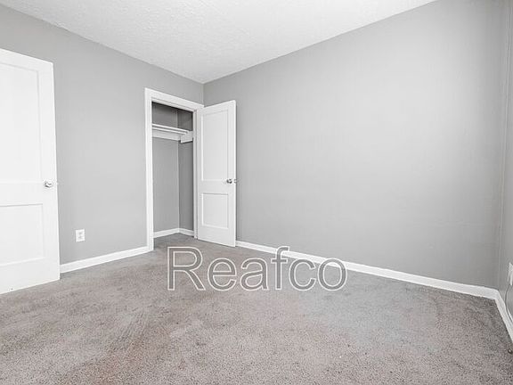 4th image of 2233 N Homestead Dr