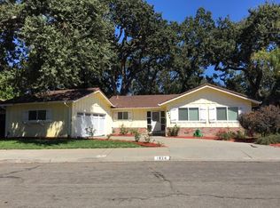 1824 Calavaras Dr, Santa Rosa, CA 95405