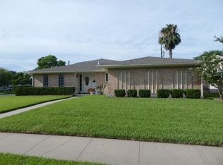 3702 Panama Dr, Corpus Christi, TX 78415