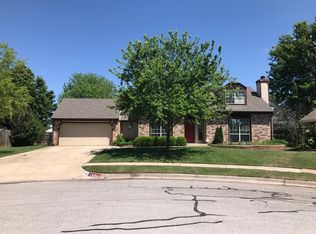 1425 Castlebay St, Norman, OK 73071