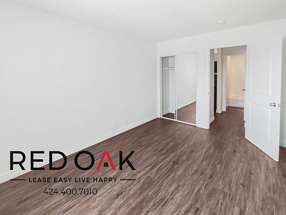3rd image of 4124 1/2 Eagle Rock Blvd #215