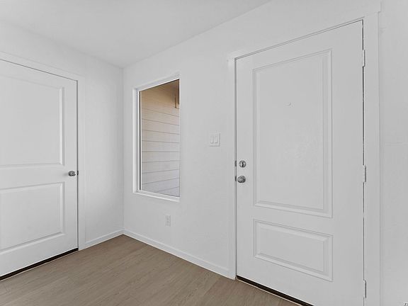 3rd image of 325 Kayden Court
