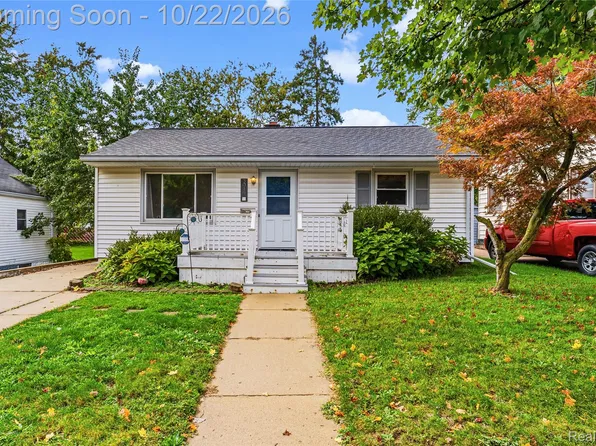 3016 Palmer St, Lansing, MI 48910