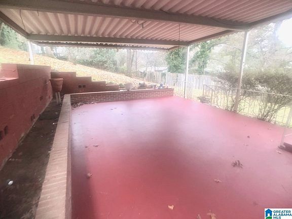 3rd image of 1160 Violet Dr
