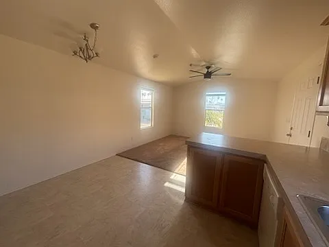 Casa Del Norte Mobile Home Park — Photo 22