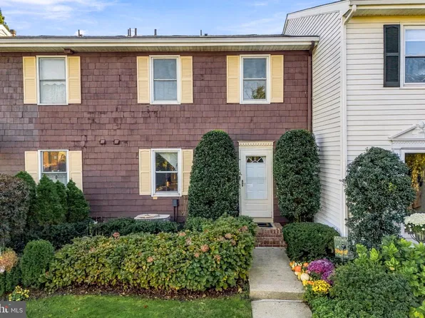635 E Main St #7, Moorestown, NJ 08057