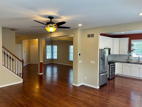 5th image of 26308 Island Lake Dr