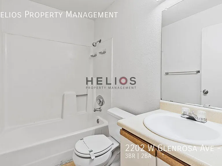 2202 W Glenrosa Ave #3 — Photo 15