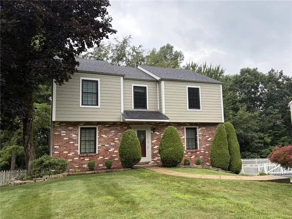 4790 Bayfield Rd, Allison Park, PA 15101