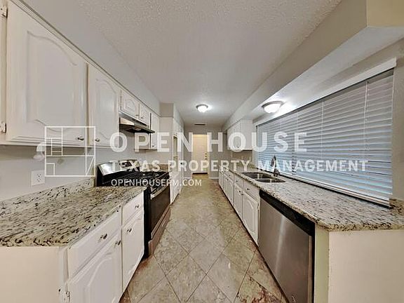 5th image of 2107 Eastpark Dr