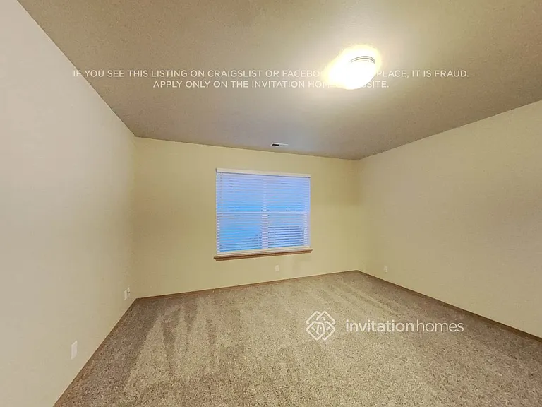 1615 203rd Street Ct E — Photo 12