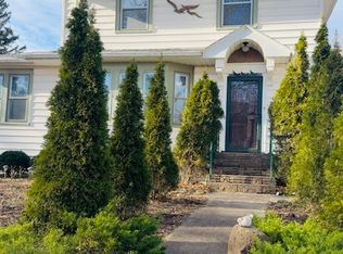 49 Brocton St, Rochester, NY 14612