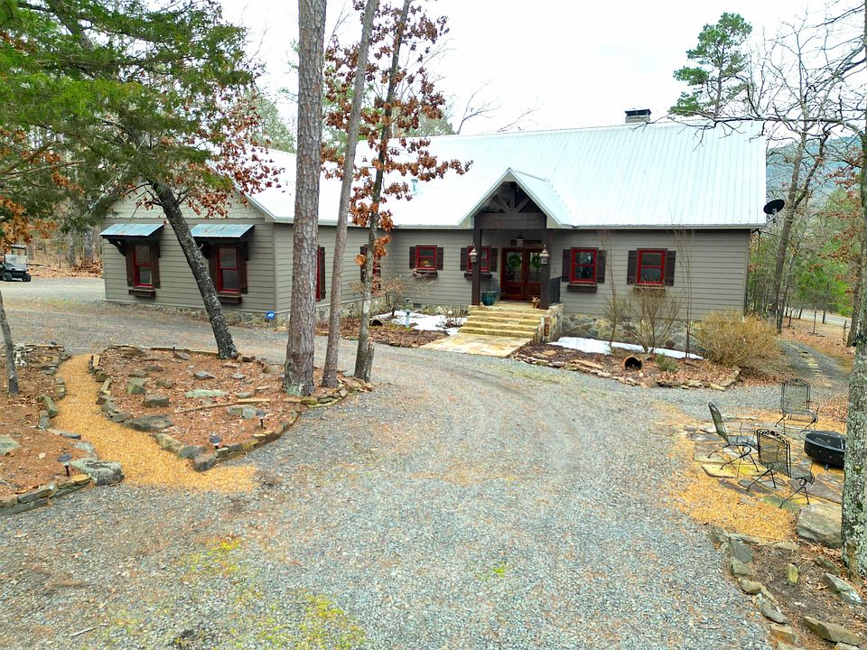 1st image of 10 Redtail Ln