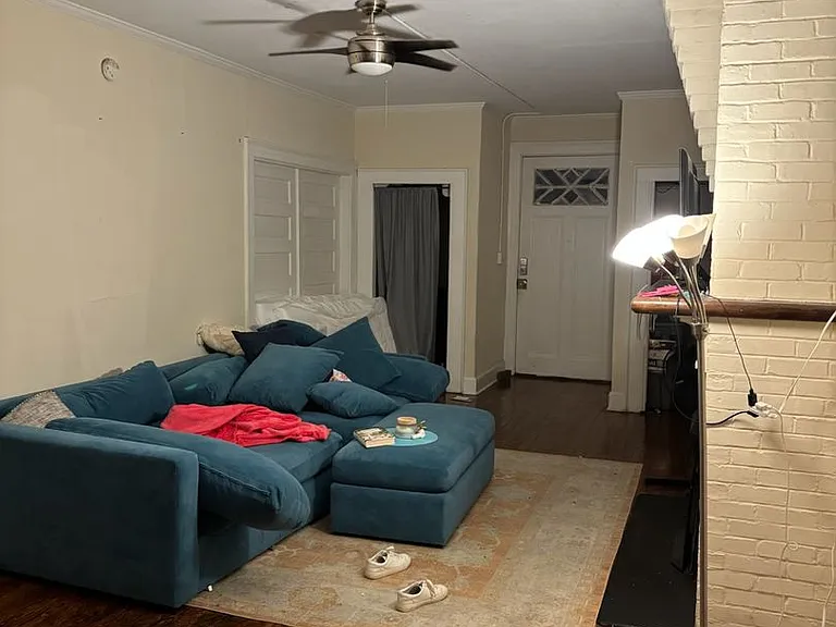 915 Laurens St — Photo 2