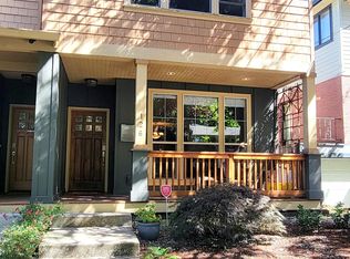 126 SE 71st Ave #A, Portland, OR 97215