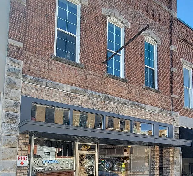 286 E Main St #A — Photo 7
