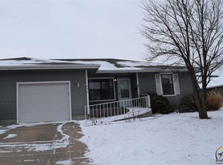 3419 SE Walnut Dr, Topeka, KS 66605
