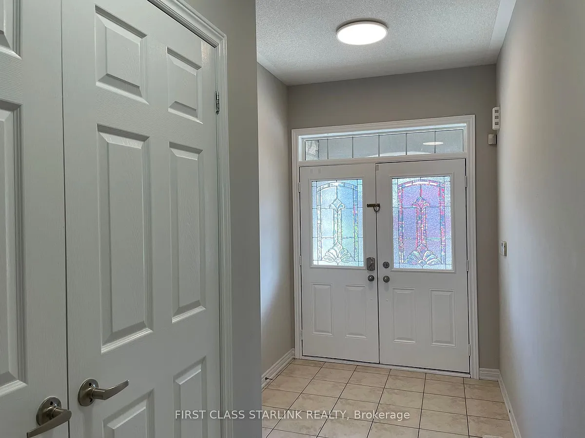 Building Photo - 2385 Wasaga Dr