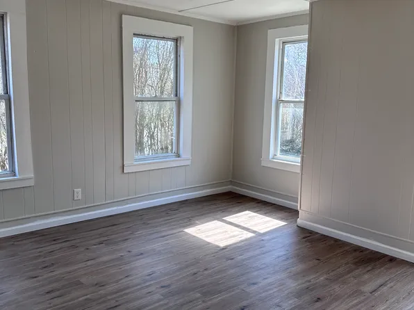 61 Mountain St #1, Willimantic, CT 06226