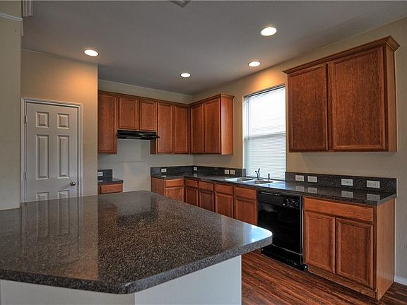 5th image of 7624 Rainbow Creek Dr
